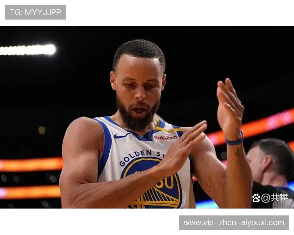 库里关键抢断后再中三分，勇士吹响收官号角